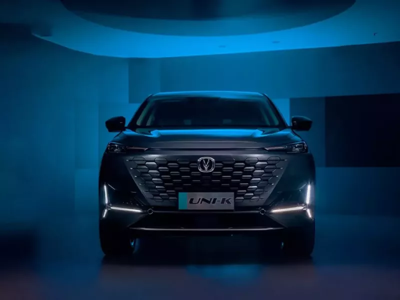 تصميم شانجان يوني كي 2026 الخارجي